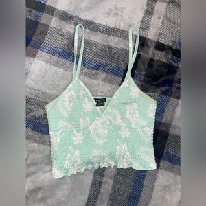 women’s light green floral tank top cropped